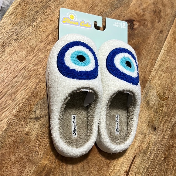 Evil Eye Moon Cake Ladies Slippers Small Size (5-6) - Picture 2 of 5